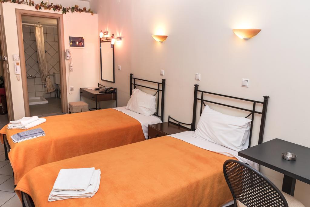 Diana Hotel Makrakómi Eksteriør billede